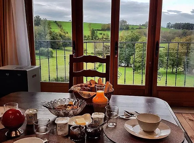 Chambres D'hotes Le Bouleau Bed & Breakfast Goutrens